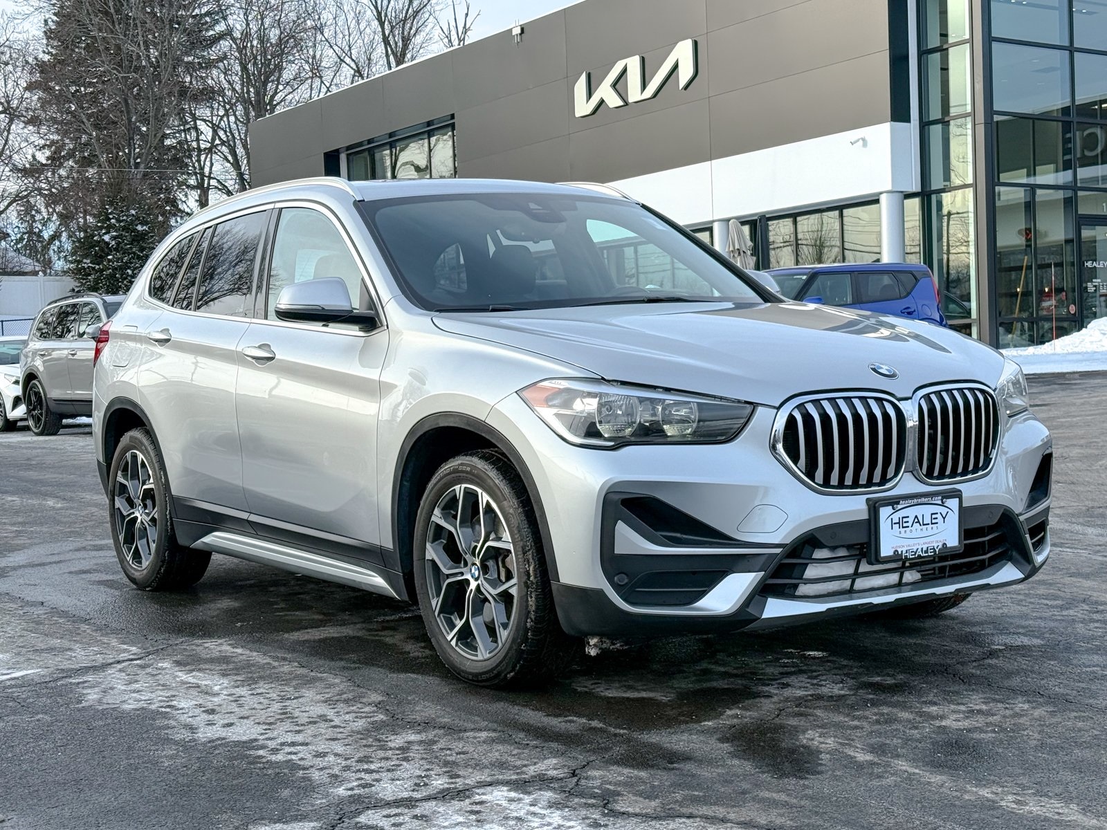 Photo view of 2021 BMW X1 in Silver