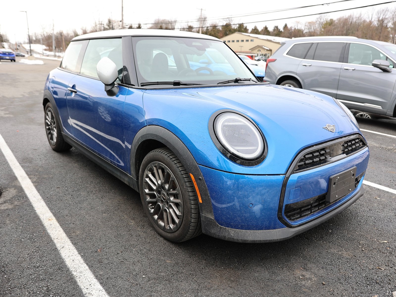 Photo view of 2025 MINI Hardtop 2 Door in Blue