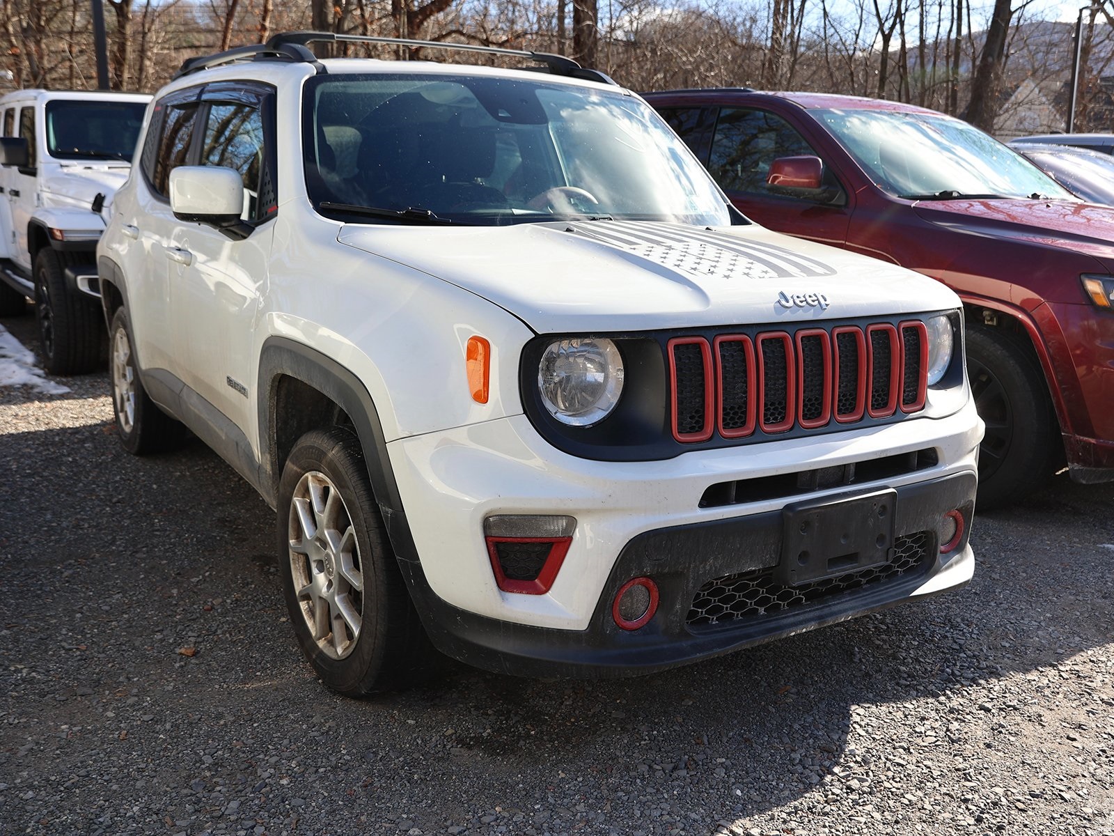 Photo view of 2021 Jeep Renegade in White