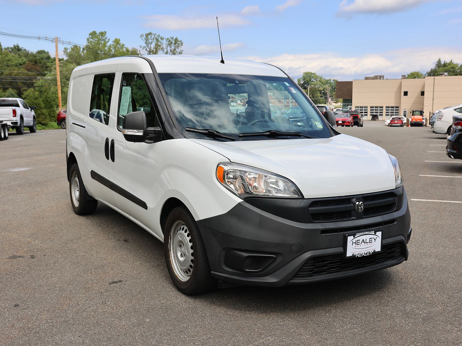 Photo view of 2015 Ram ProMaster City in White