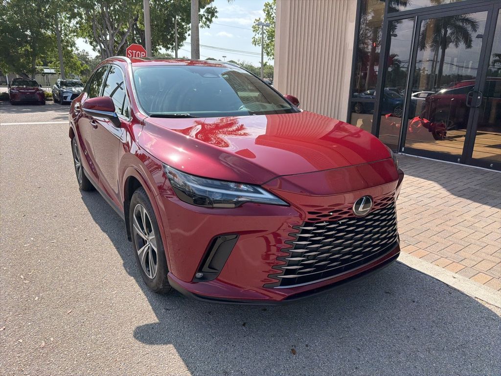 Lexus RX Vehicle Image