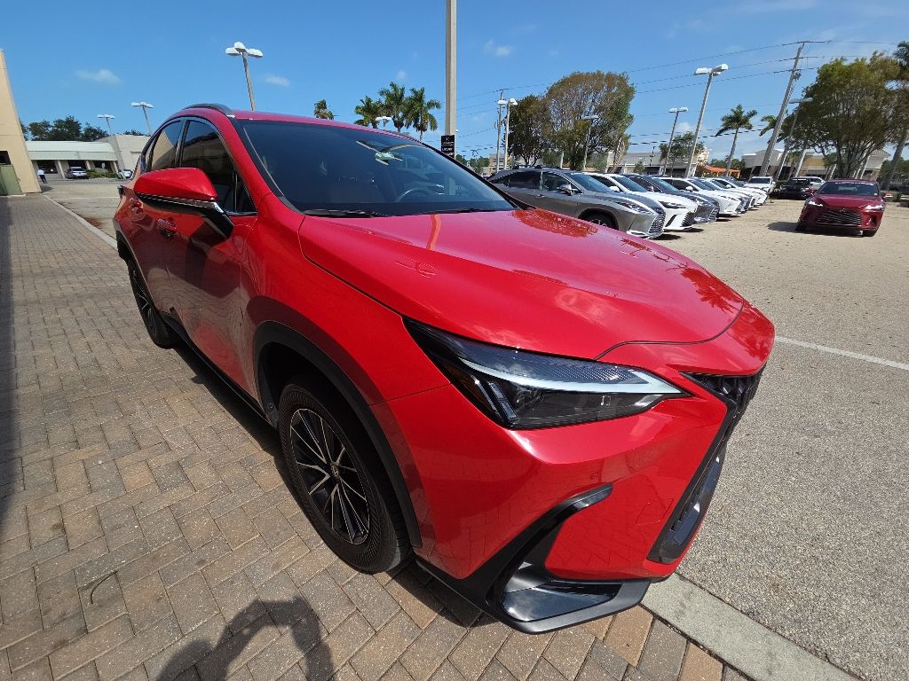 Lexus NX Vehicle Image