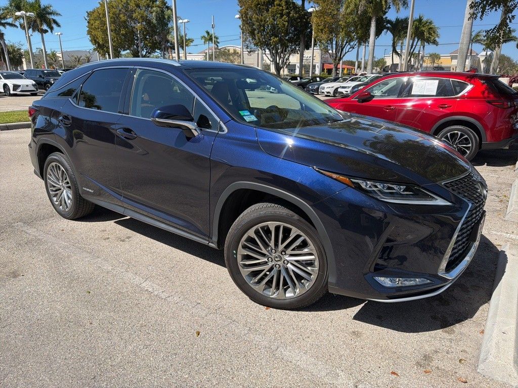Lexus RX Vehicle Image