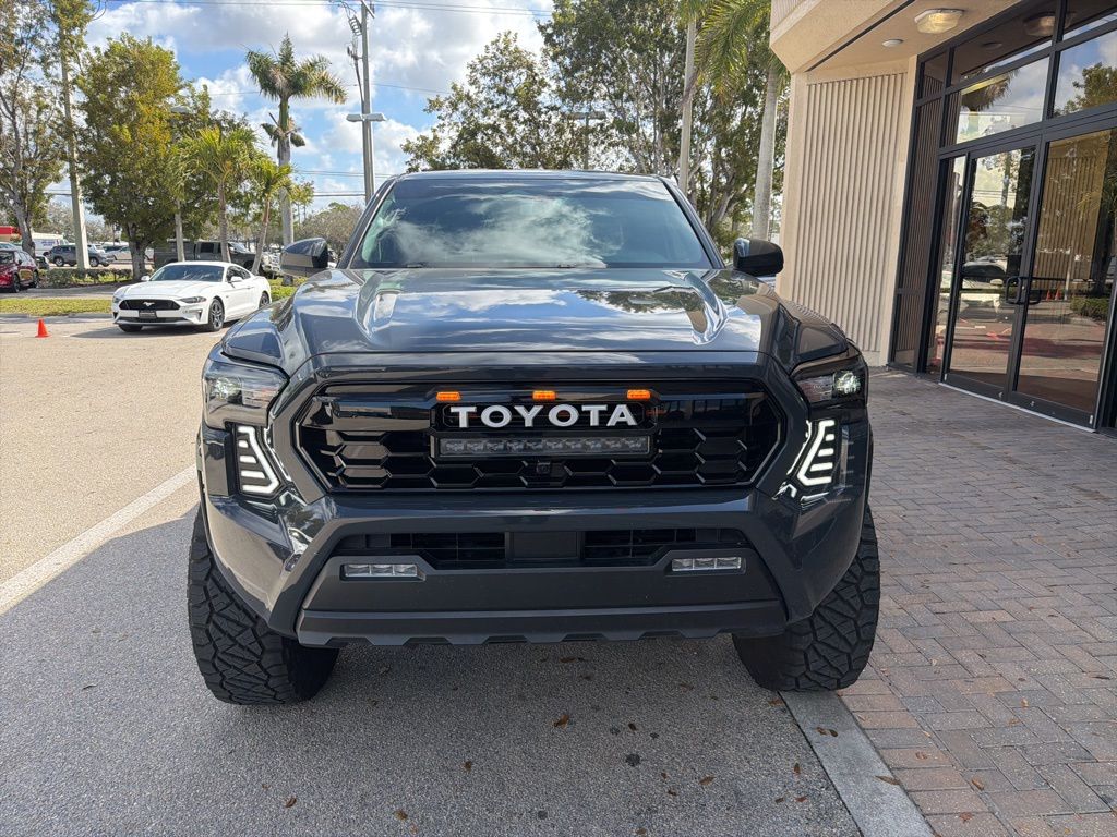 Toyota Tacoma 4WD Vehicle Image