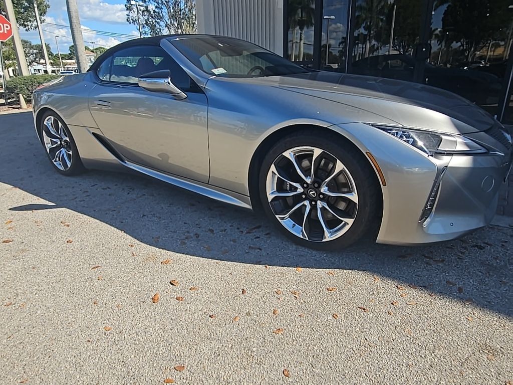 Lexus LC Vehicle Image