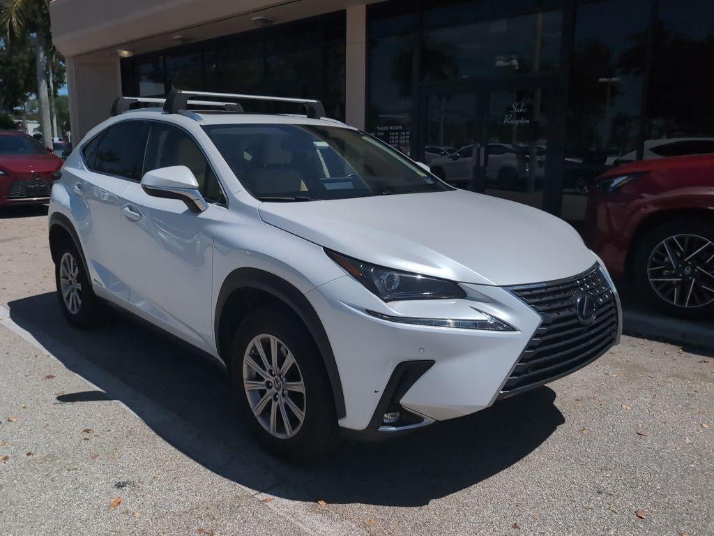 Lexus NX Hybrid Vehicle Image