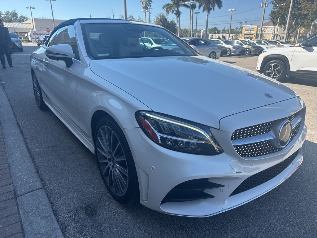 Mercedes-Benz C-Class Vehicle Image