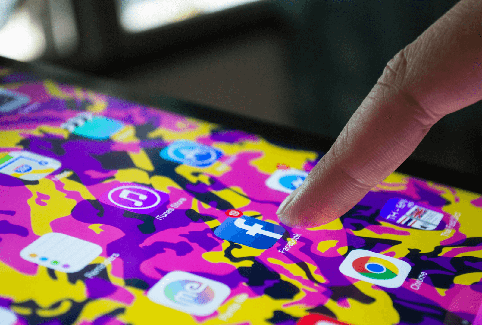 SmartPhone Interactive Screen