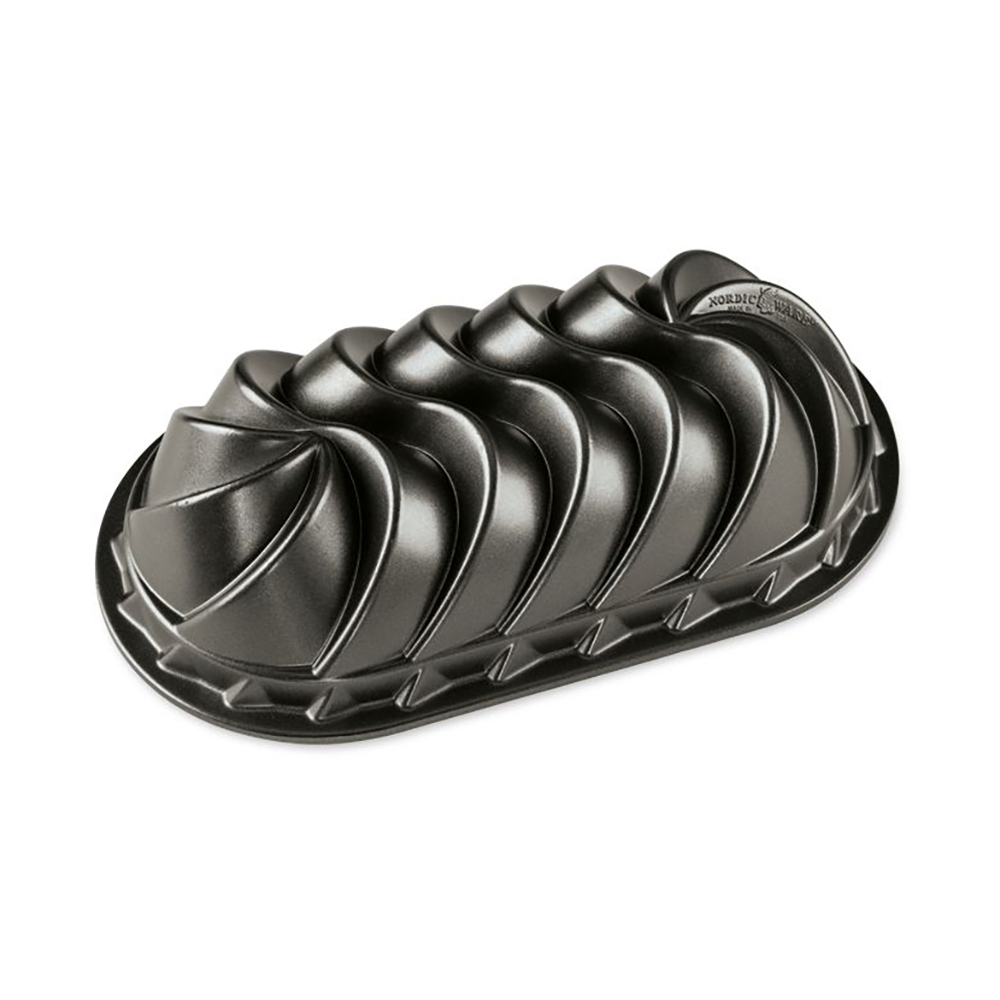 Heritage Loaf Pan Nordic Ware, Fancy Flours