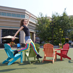 FEMALE FOOTBALL FASHION