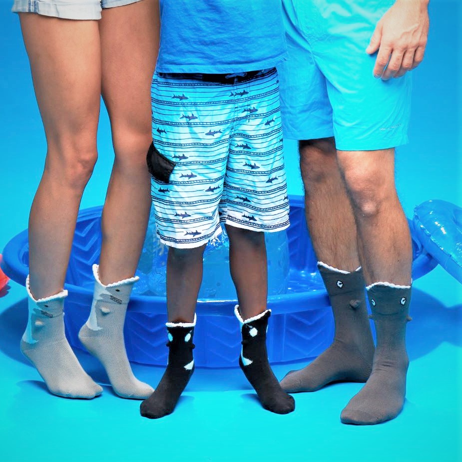 DO YOU DRESS YOUR DUDE?