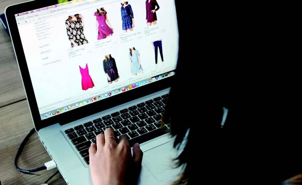 Orang Indonesia Belanja Online via Komputer Desktop | Good News ...