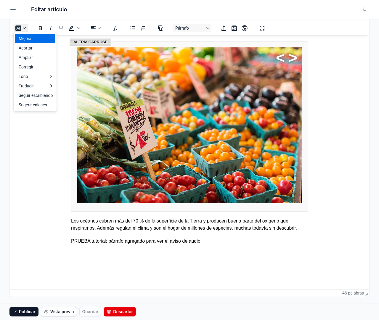 Menú Atajos de IA con Mejorar, Acortar, Ampliar, Corregir, Tono, Traducir, Seguir escribiendo y Sugerir enlaces