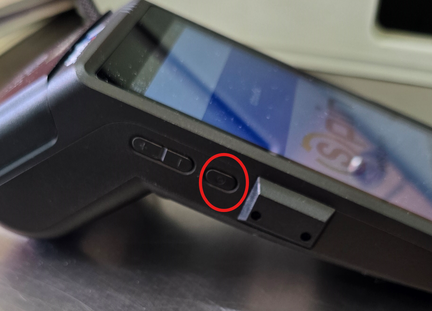A close up of a device
Description automatically generated