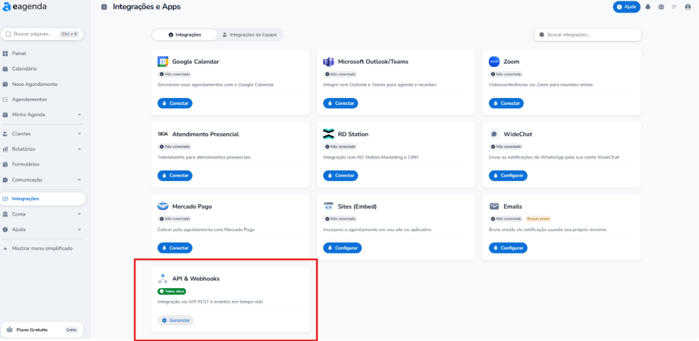 Figura 2B Acesso à integração API e Webhooks Página Integrações e Apps com a opção API e Webhooks destacada para gerenciamento.