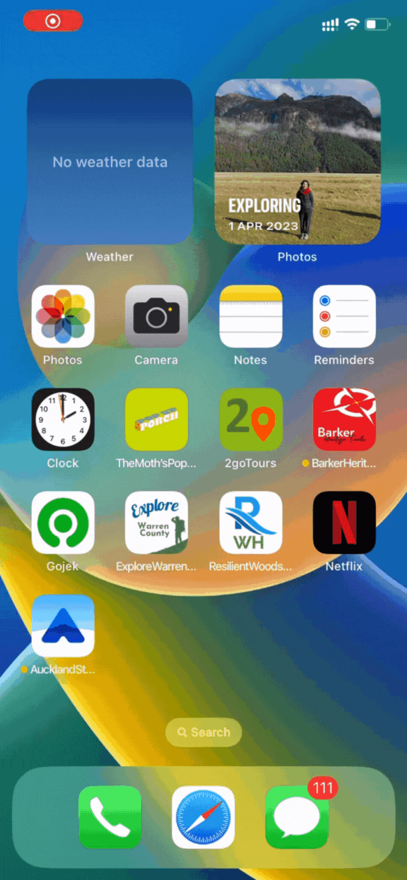 A GIF demonstrating how a push notification appears on the STQRY app