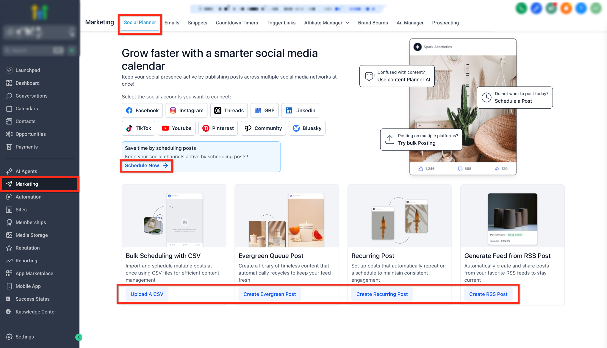 Social Planner welcome screen showing social platforms and content-planning options.