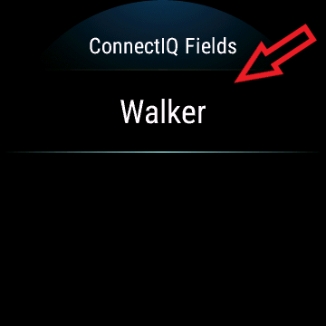 Красная стрелка указывает на загруженное поле данных Connect IQ.