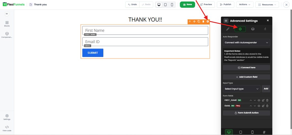 The FlexiFunnels editor with a form selected and the Advanced Settings panel open on the right