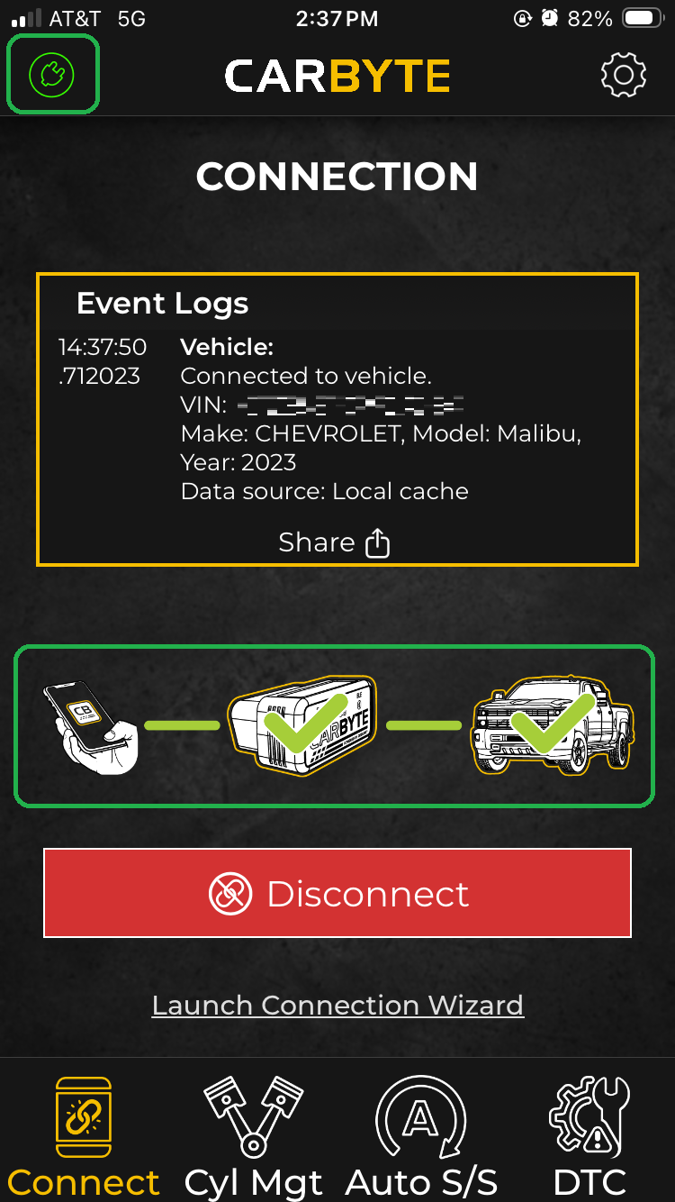 iOS screen showing the Connection tab. The plug icon in the upper left is highlighted. Three diagrams of a phone, a Carbyte adapter, and a vehicle are connected with green lines and are also highlighted. 