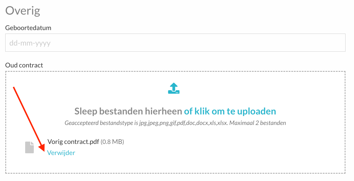 Een geüpload bestand terugvinden via Meer details op de relatie
