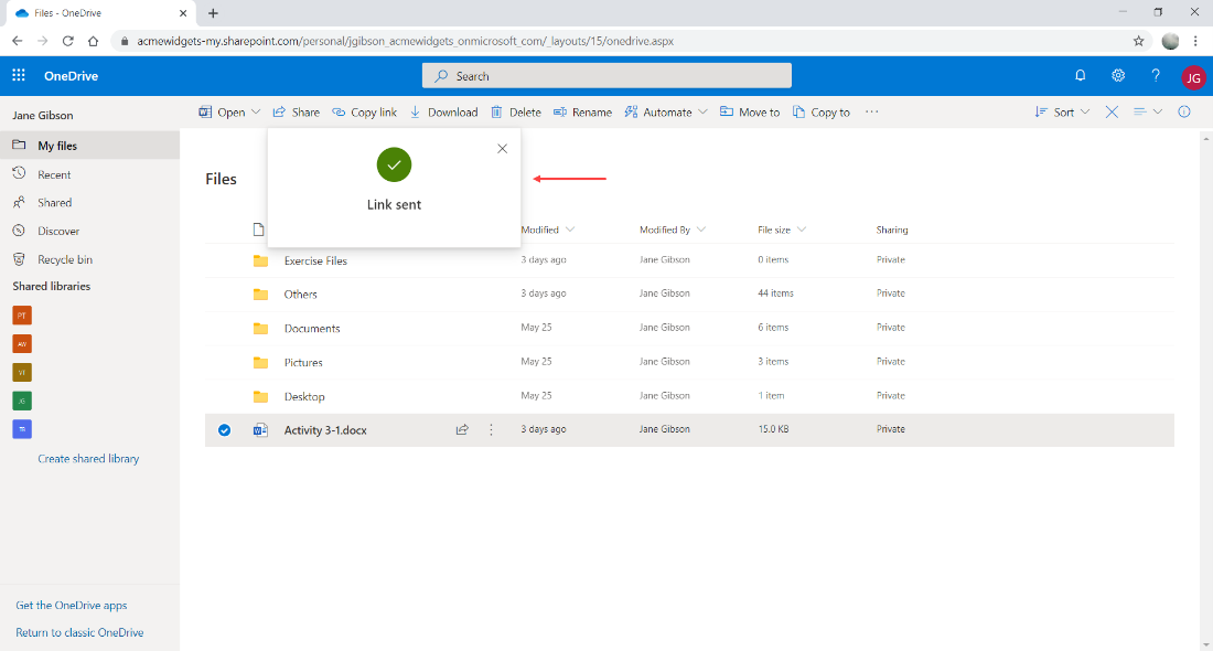 OneDrive dialog window open, with a pop-up notification, informing that the link was sent