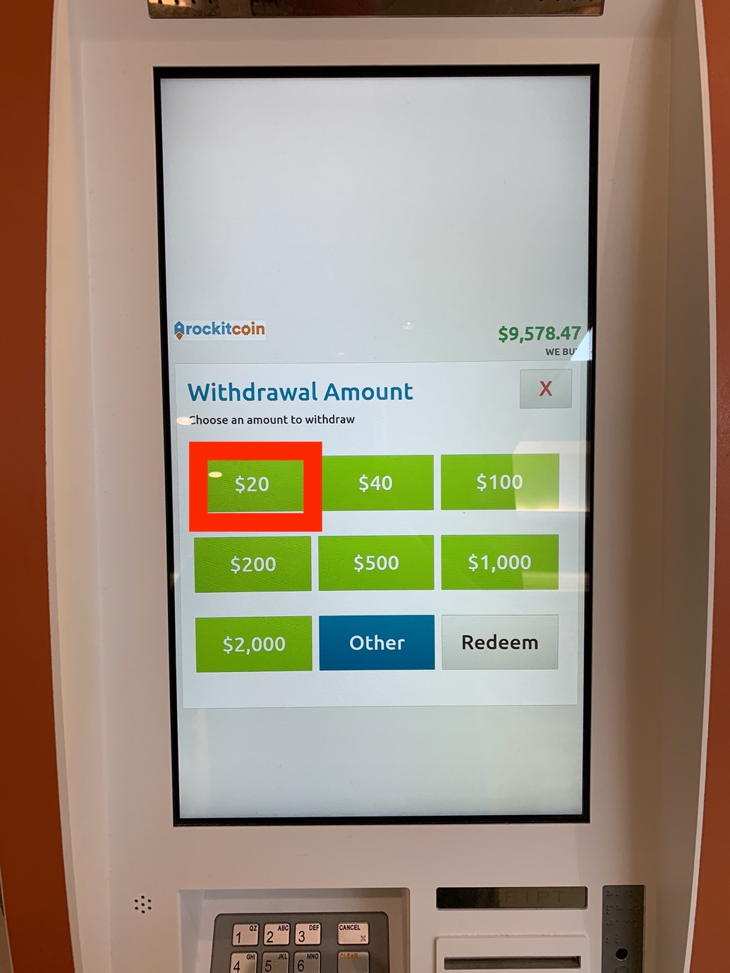 A machine on the screen

Description automatically generated