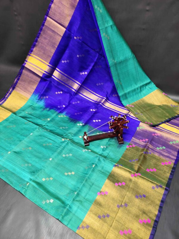 Uppada Pattu 400 Kaddi Naxathra Buta Sarees - Image 32