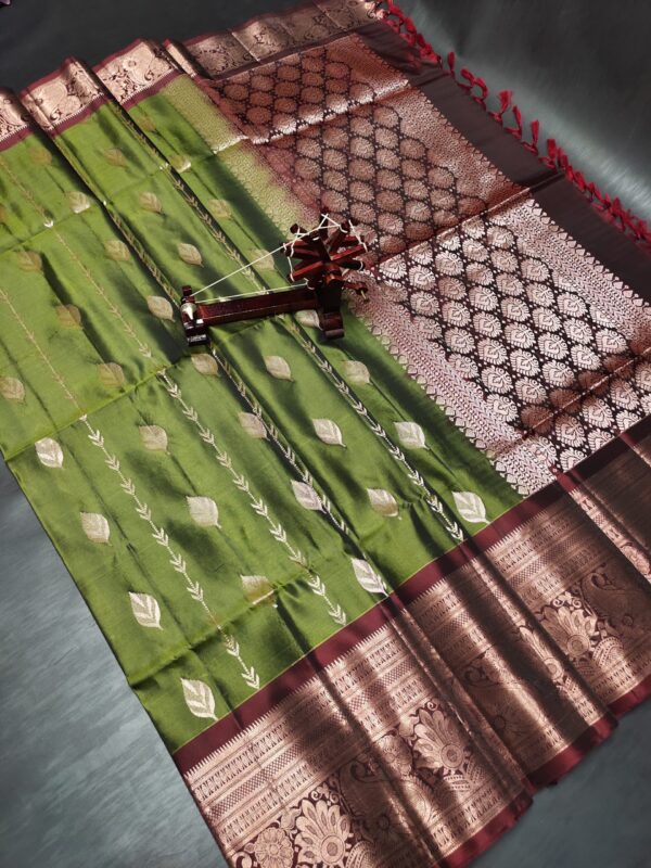 Pure Handloom Double Warp Kanchi Pattu Sarees - Image 9