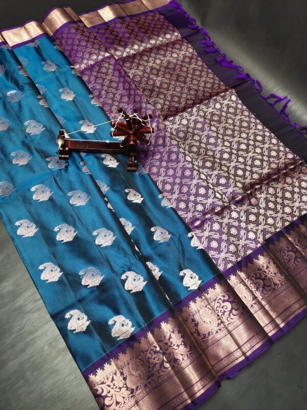 Pure Handloom Double Warp Kanchi Pattu Sarees - Image 2