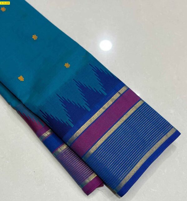 Cotton Elegance Handloom Pure Cotton Saree - Image 2