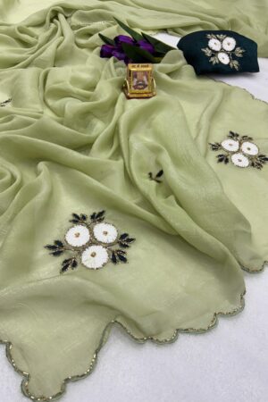 Crunchy Chiffon Saree(Cream)