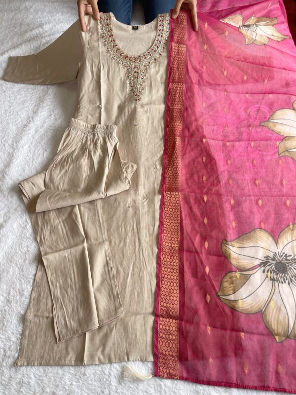 New Launch – Designer Kurti, Pant, and Dupatta Set - Image 2