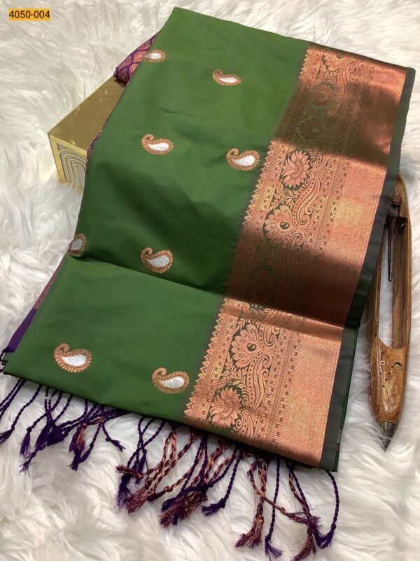 Soft Silk Silver Zari Meena Butta Saree(Green)