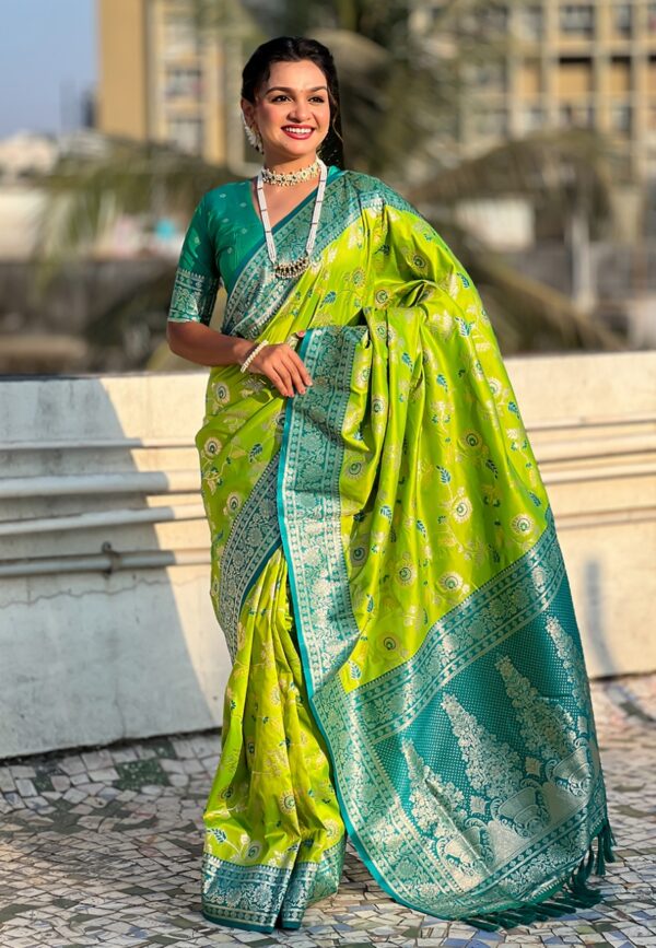 Premium Banarasi Silk Contrast Collection – Aarohi Jaal(Light Green Body-Ocean Blue Border)