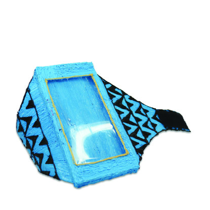 Blue and black 3D pen art on running arm band with a picture frame. | stencil