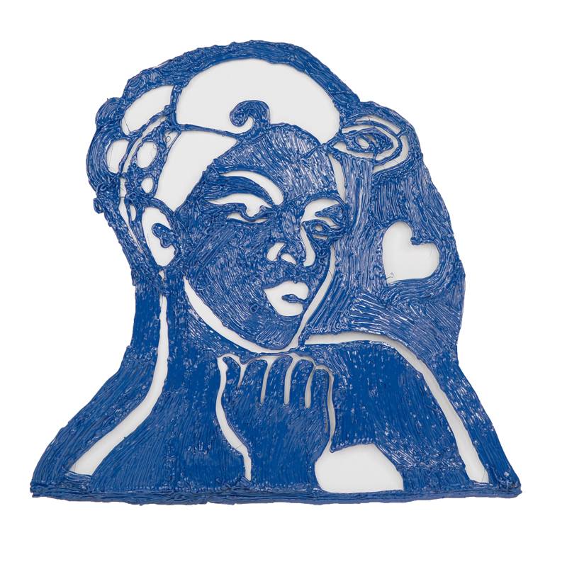 Blue & white 3D pen art: close-up of a woman drawing using a spray painting stencil. | stencil