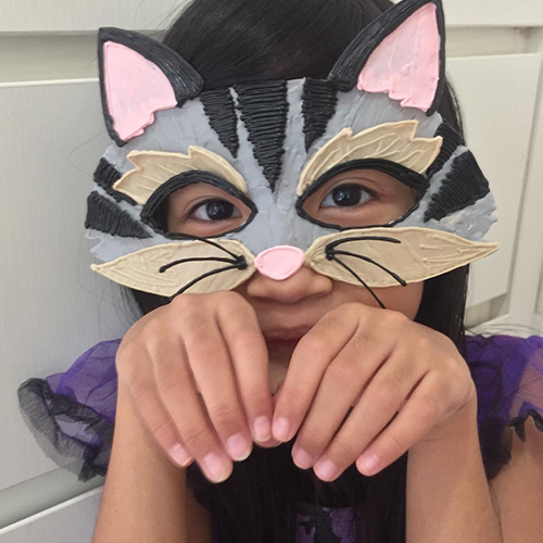 Catmask giraffe with cat ears and tail: 3D pen art. | stencil