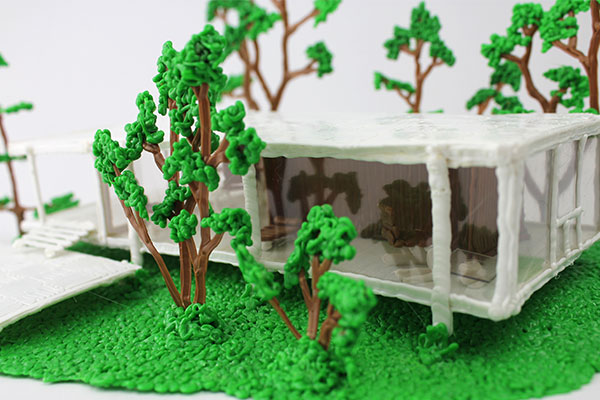 CMupwardsfeature1 - 3Doodler 3D pen art: cake with house & trees