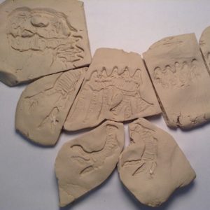 Man & woman sculpture: Fossil-like 3D pen art