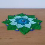 20170816_171343_HDR - 3Doodler Small blue flower on green leaf - 3D pen art.