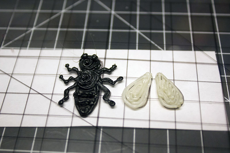 Black and white paper on 3D pen drawing board