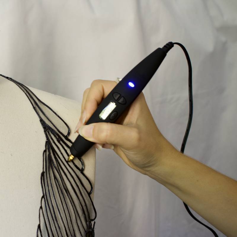 3D pen art with hair dryer drying