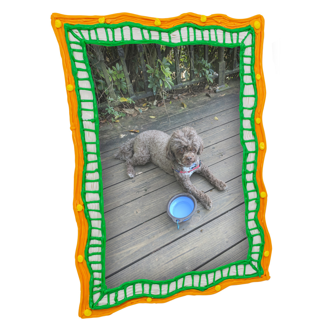 3D pen art: Dog lying on deck in photoframe.
