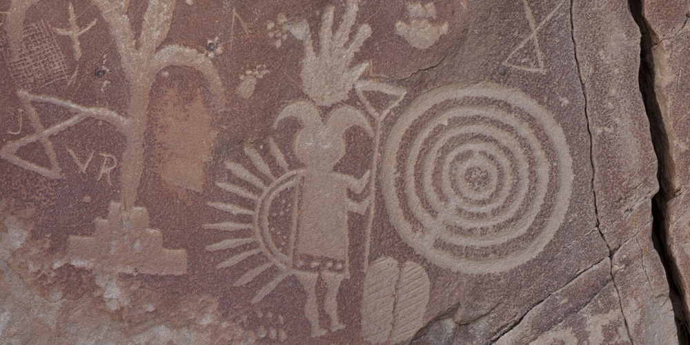 3Doodler art: Man & woman in CrowCanyon BLM rock drawing