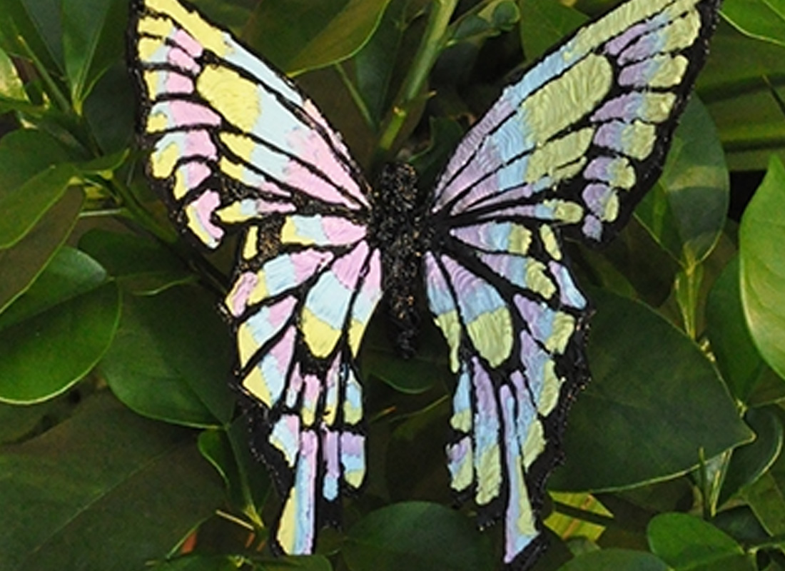 3D pen art: Butterfly on green leaf plant