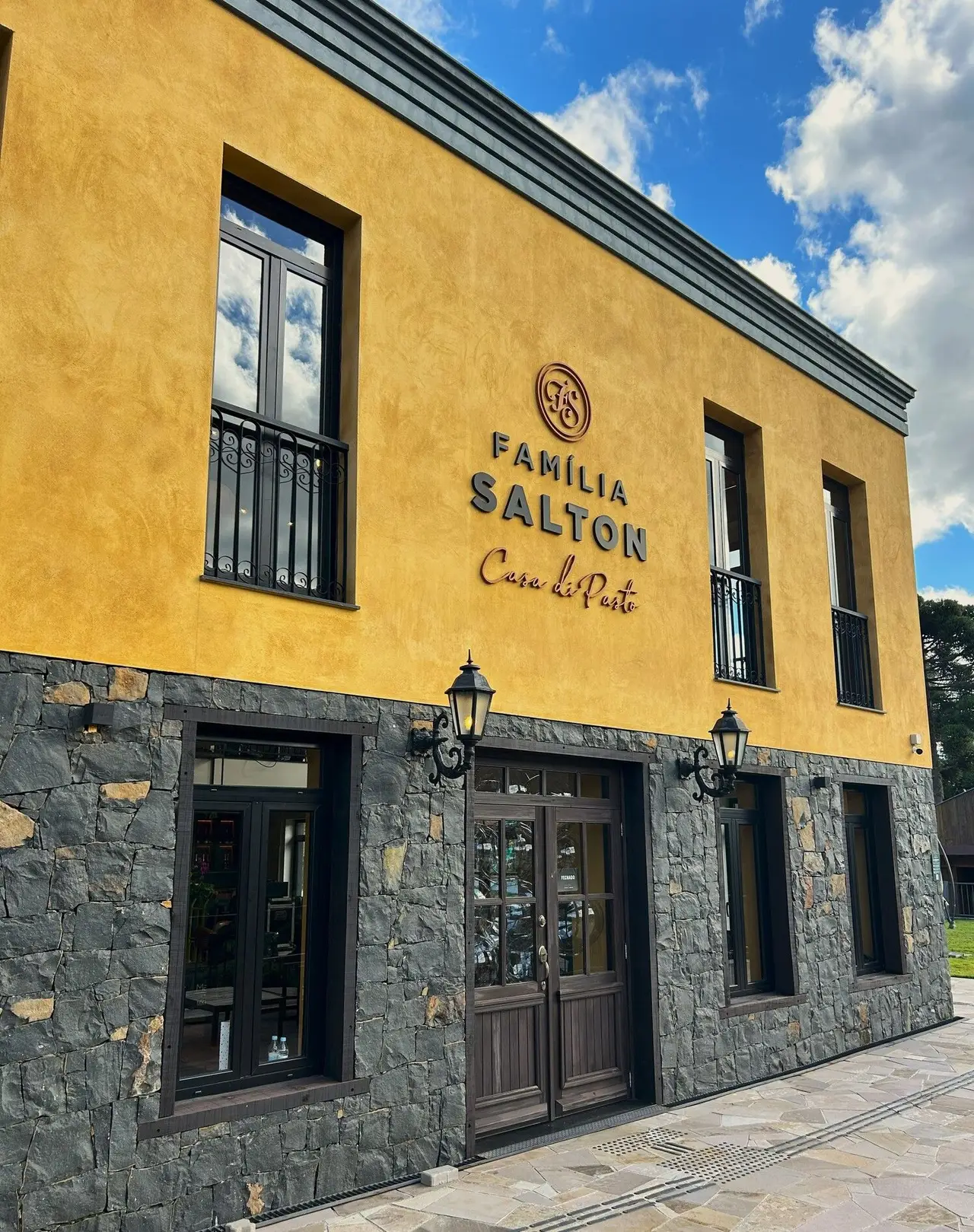 Gallery - 0