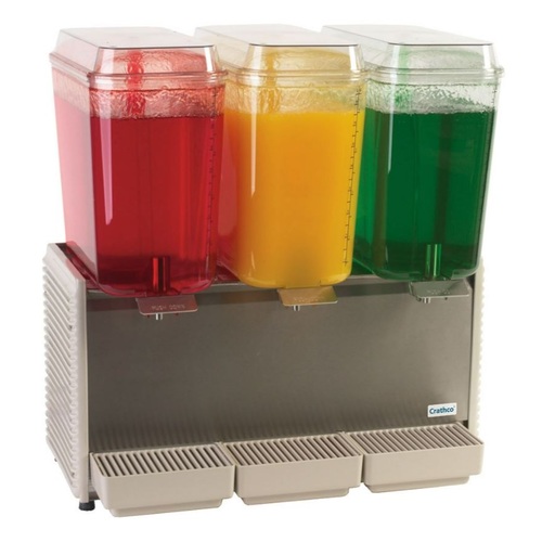 Refresquera refrigerada con 3 tanques plásticos de 18,9 litros paneles laterales y bandeja de goteo en plastico. Se incluyen agitadores en cada tanque