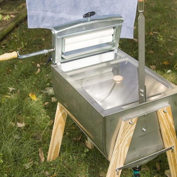 Non-Electric Laundry: Washers, Clotheslines, Irons on Amish Non Electric id=96786