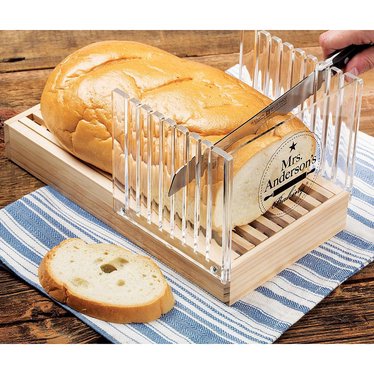 Bread Slicing Guide, Storage and Serving - Lehman's